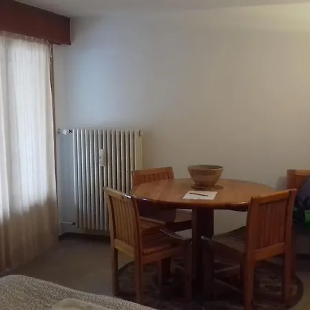 Studio Near Medran With A Garden Apartment Bagnes